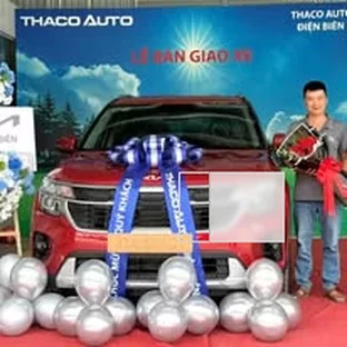 Kia Điện Biên - Hoạt động giới thiệu xe và tư vấn trực tiếp.